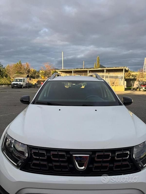 Usata Dacia Duster 125 CV (91 kW) 2020 Bianco SUV