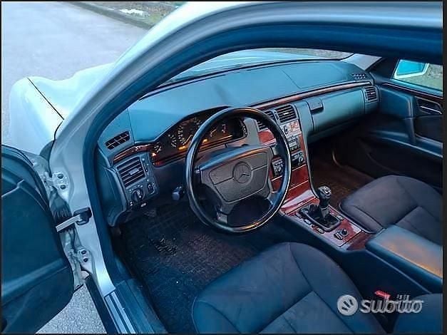 Usata Mercedes E250 1998 Berlina