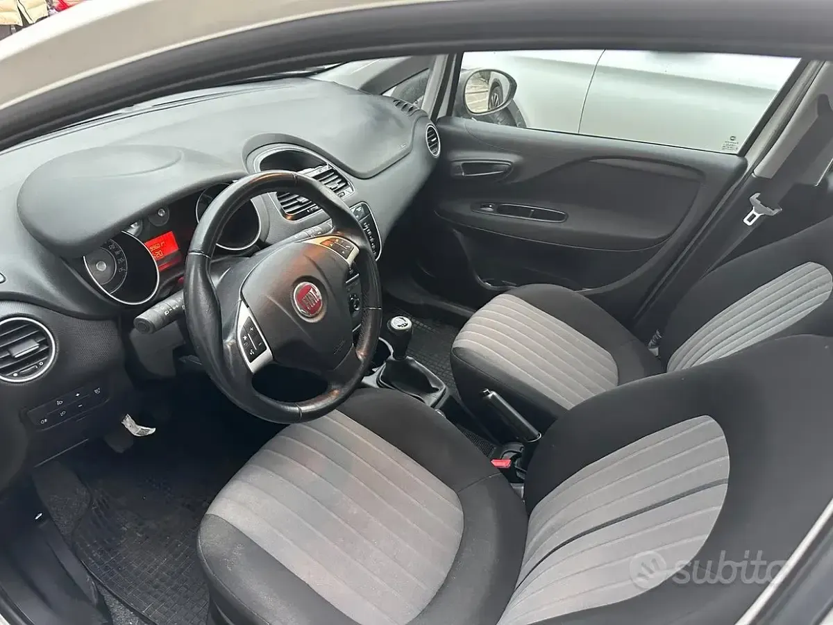 Usata Fiat Punto 95 CV (69 kW) 2017 Utilitaria