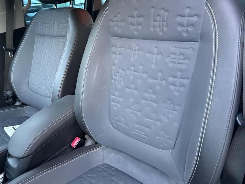 Usata Opel Meriva Cosmo 110 CV (80 kW) 2016 Bianco Monovolume