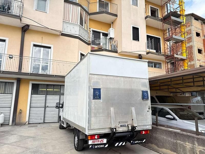 Usata Citroën Jumper 140 CV (102 kW) 2021 Bianco Monovolume