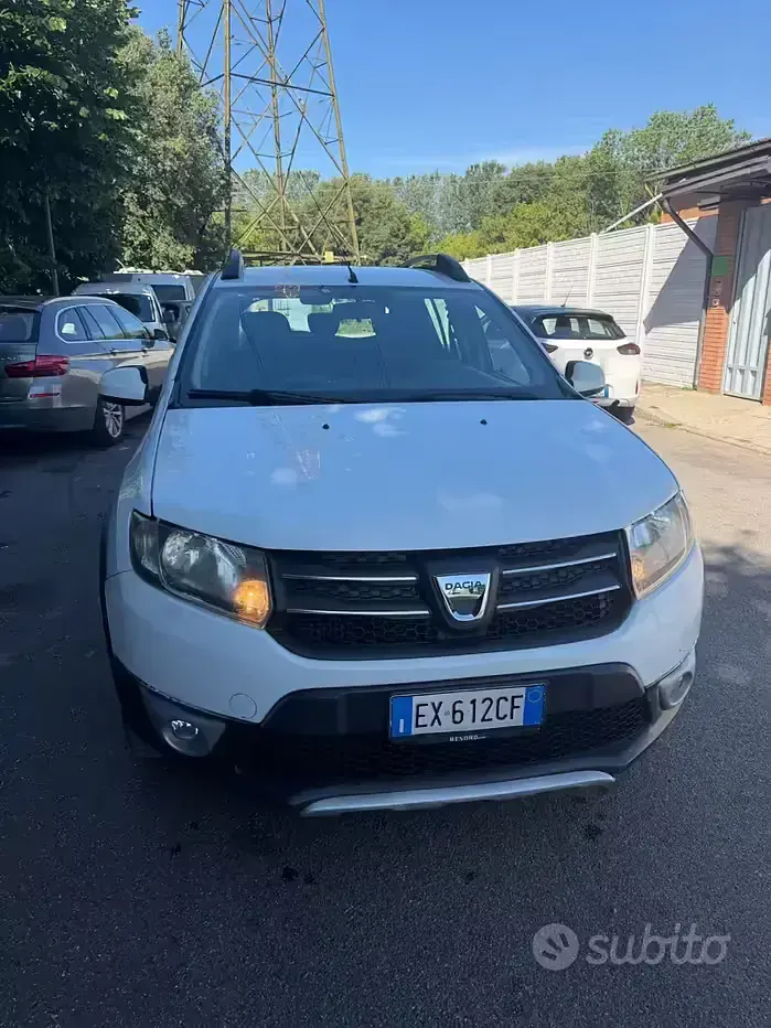 Usata Dacia Sandero Prestige 90 CV (66 kW) 2014 Bianco Berlina