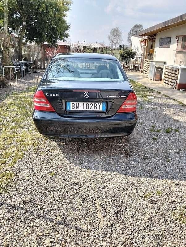 Usata Mercedes C200 Avantgarde 163 CV (119 kW) 2000 Berlina