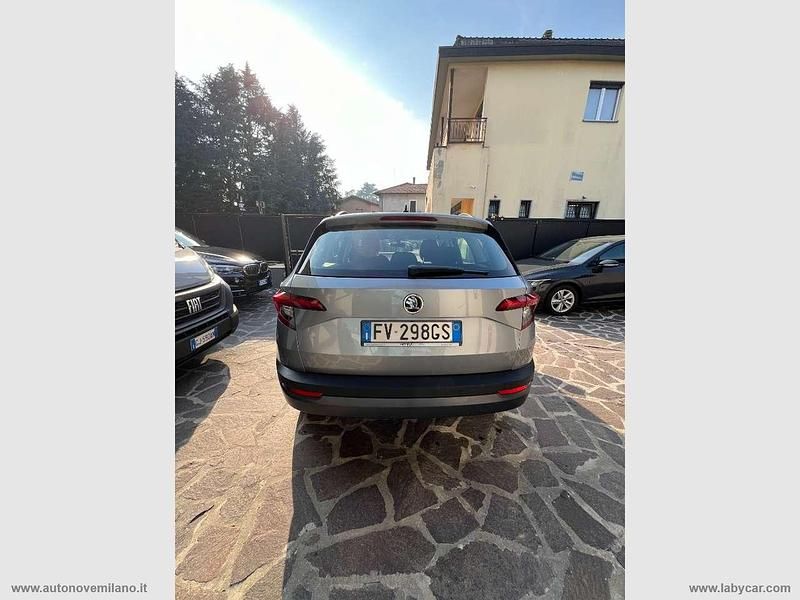 Usata Skoda Karoq SportLine 116 CV (85 kW) 2019 Grigio SUV
