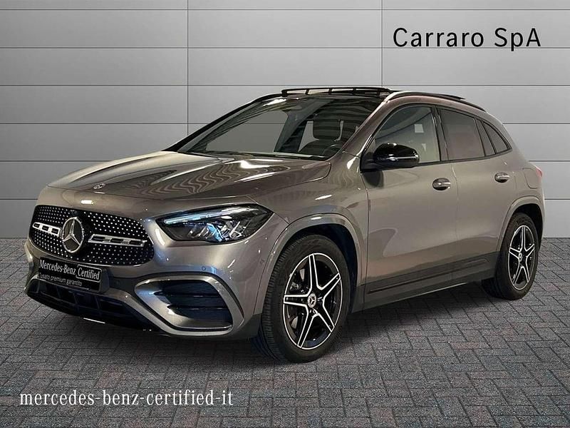 Usata Mercedes GLA200 AMG Line Premium 150 CV (110 kW) 2024 Grigio montagna SUV