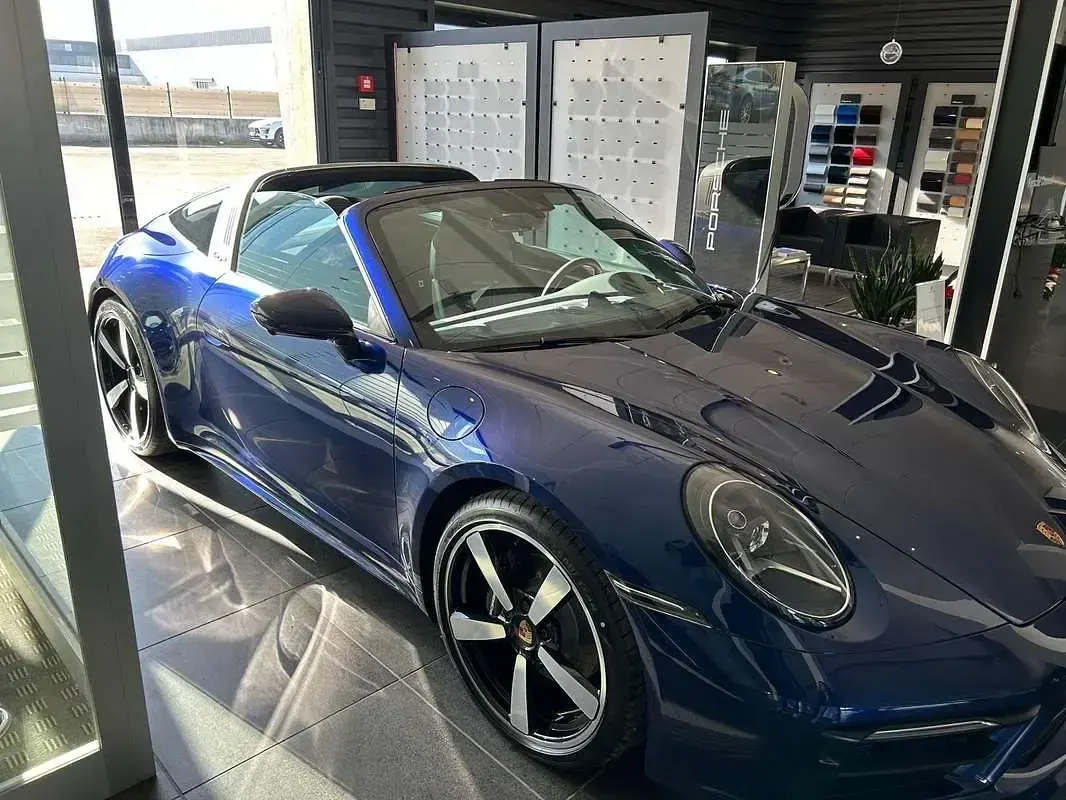 Usata Porsche 911 385 CV (283 kW) 2023 Blu/azzurro Cabrio
