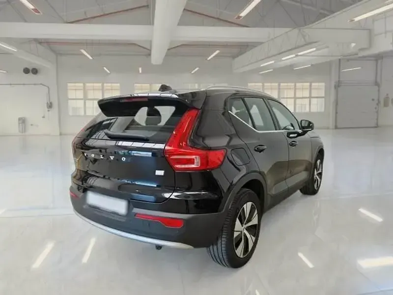Usata Volvo XC40 Core 129 CV (94 kW) 2023 Nero SUV