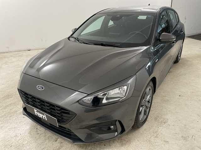 Grigio Usata 2018 Ford Focus ST-Line Due volumi | 16.790 € (Cara) - Immagine 1/4