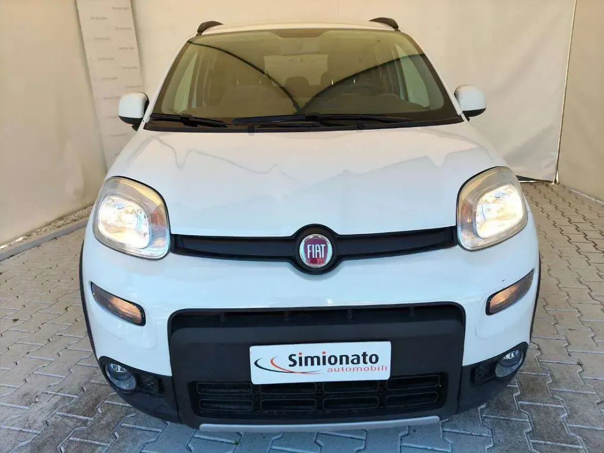 Usata Fiat Panda Pop 69 CV (50 kW) 2020 Bianco Utilitaria