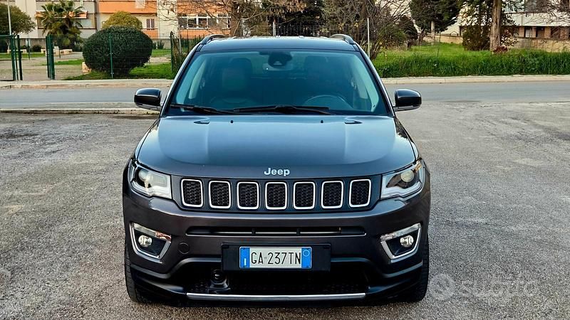 Usata Jeep Compass Limited 140 CV (102 kW) 2020 Grigio SUV