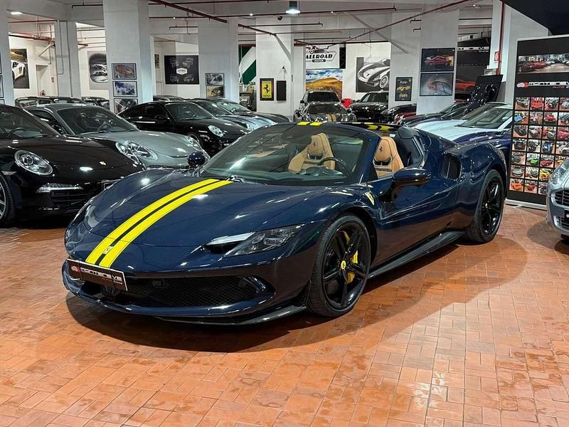 Usata Ferrari 296 830 CV (610 kW) 2025 Blu pozzi Cabrio