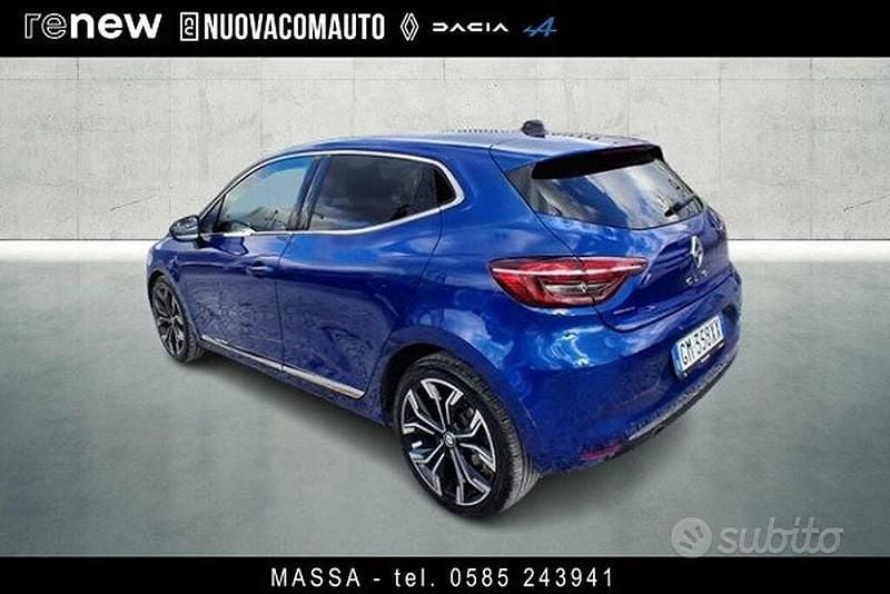 Käytetty Renault Clio V Intens 101 HP (74 kW) 2023 Sininen Sedan