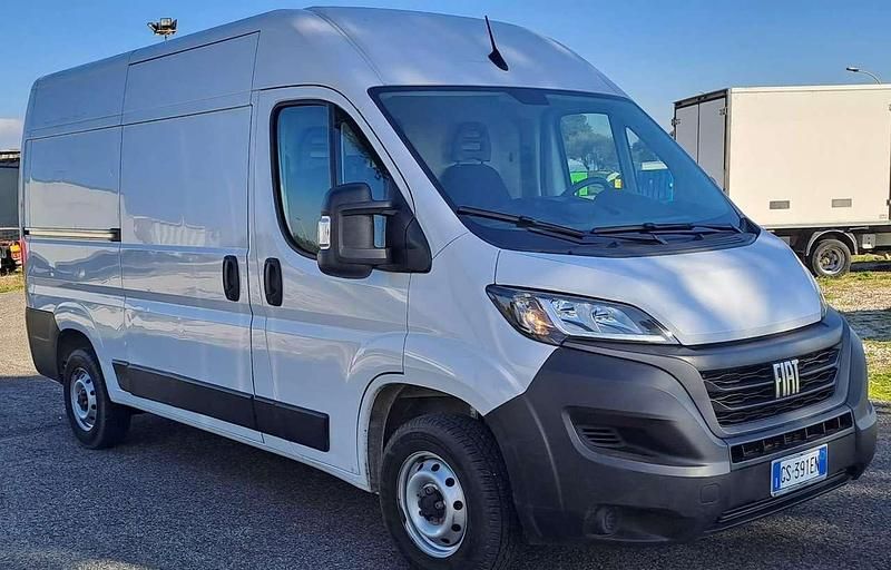 Usata Fiat Ducato 140 CV (102 kW) 2023 Bianco Furgone