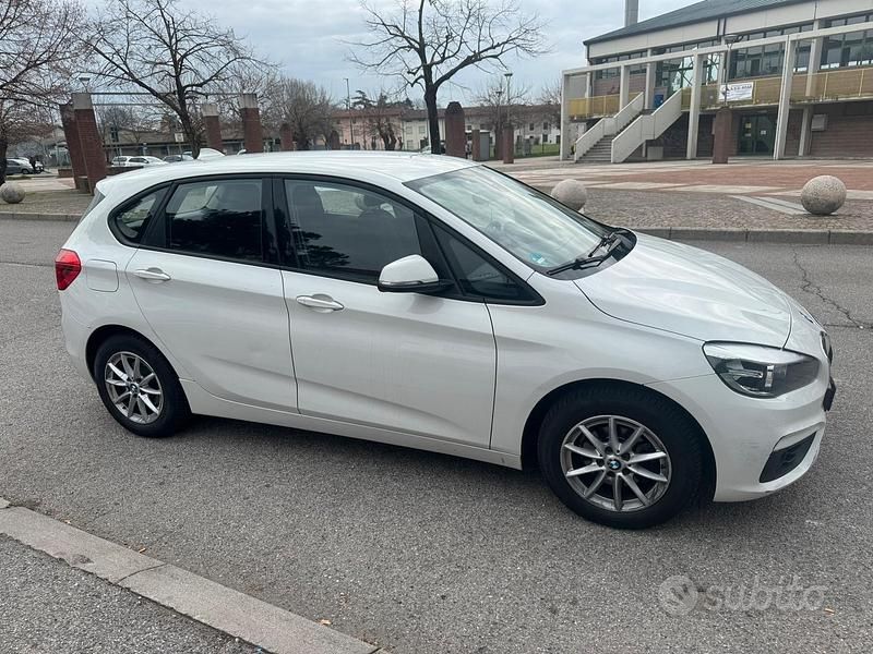Usata BMW 214 Active Tourer 95 CV (69 kW) 2014 Bianco Monovolume