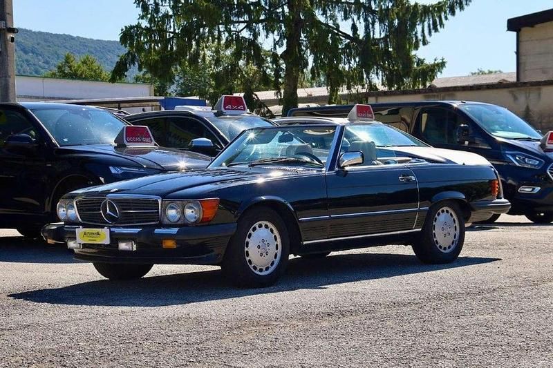 Usata Mercedes 560 227 CV (166 kW) 1986 Blu scuro Cabrio