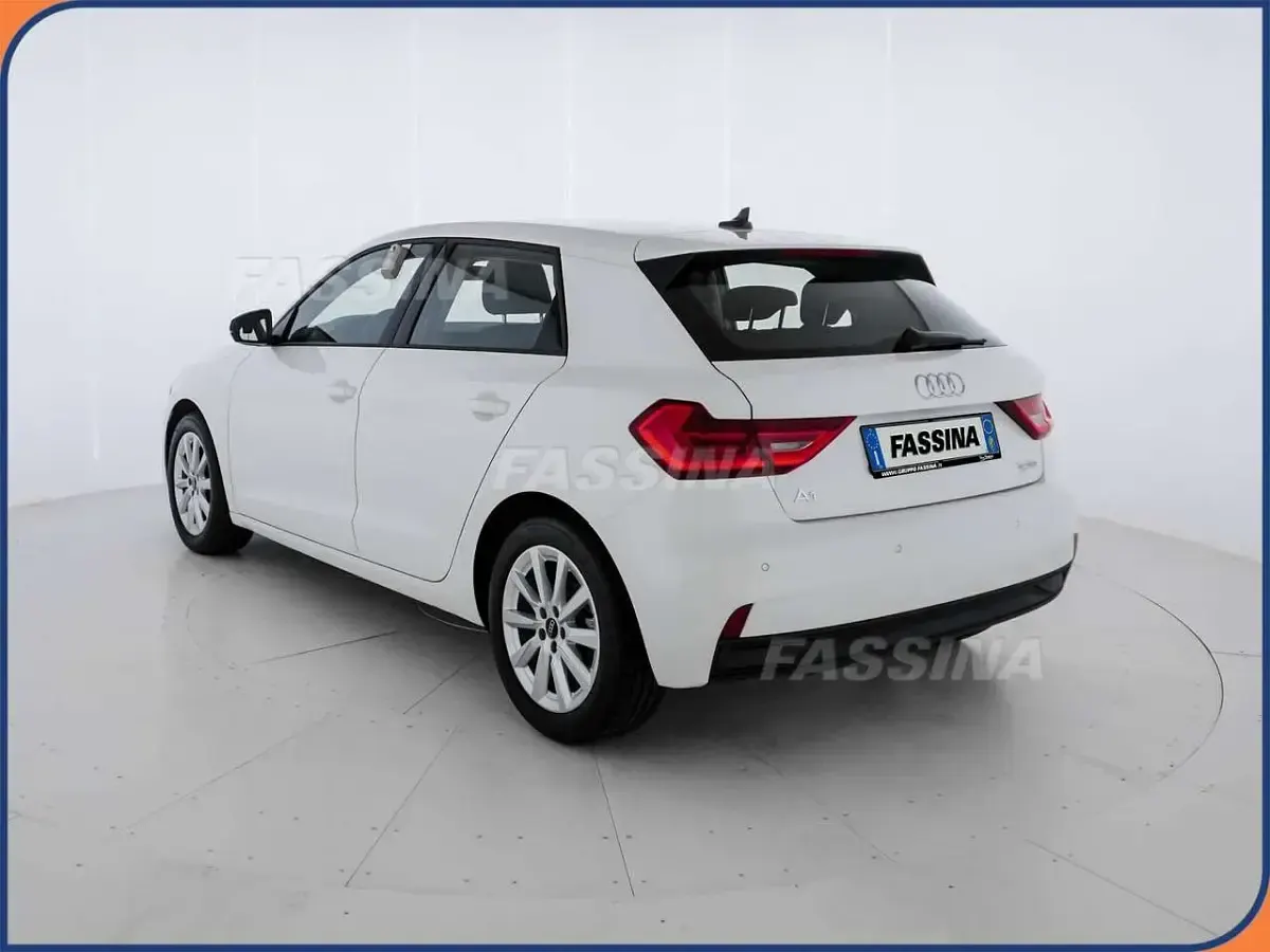 Usata Audi A1 110 CV (80 kW) 2022 Bianco SUV