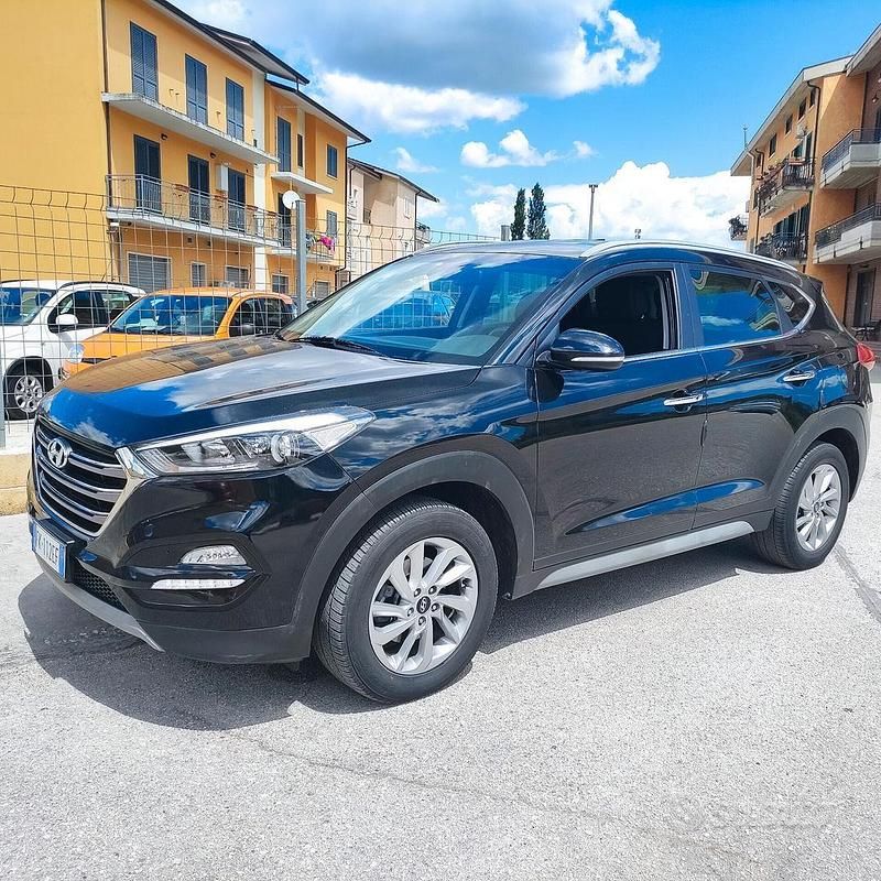 Usata Hyundai Tucson Comfort 116 CV (85 kW) 2017 Nero SUV