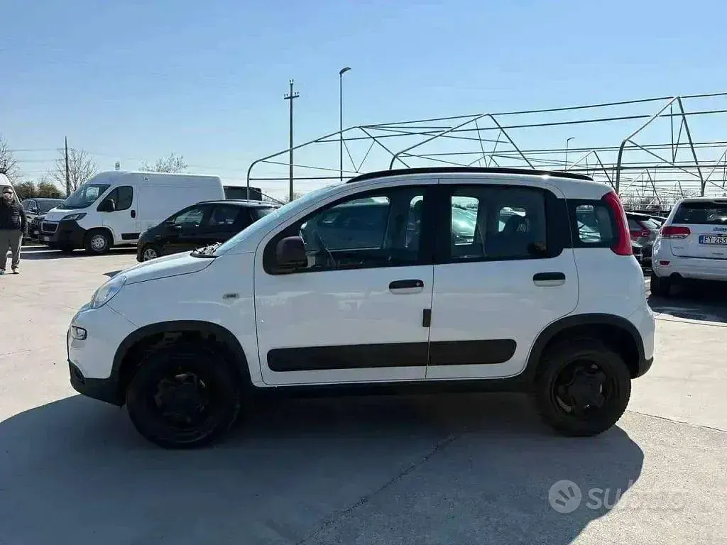 Usata Fiat Panda 4x4 86 CV (63 kW) 2019 Bianco Utilitaria