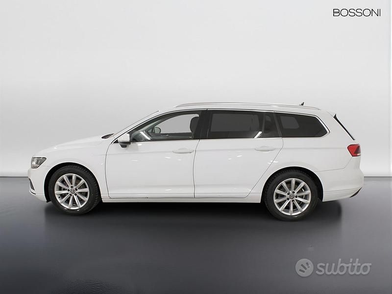 Usata VW Passat Business 150 CV (110 kW) 2021 Bianco Station wagon