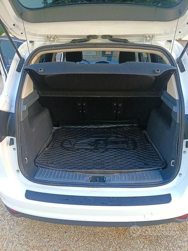 Usata Ford C-MAX Titanium 116 CV (85 kW) 2015 Bianco Monovolume