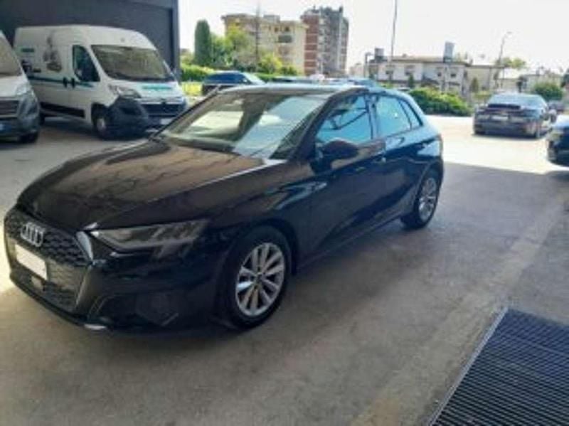 Nero Usata 2021 Audi A3 Advanced Tre volumi | 20.500 € (Super prezzo) - Immagine 1/4