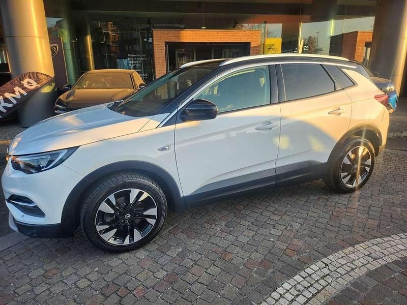 Usata Opel Grandland X Ultimate 131 CV (96 kW) 2019 Bianco SUV