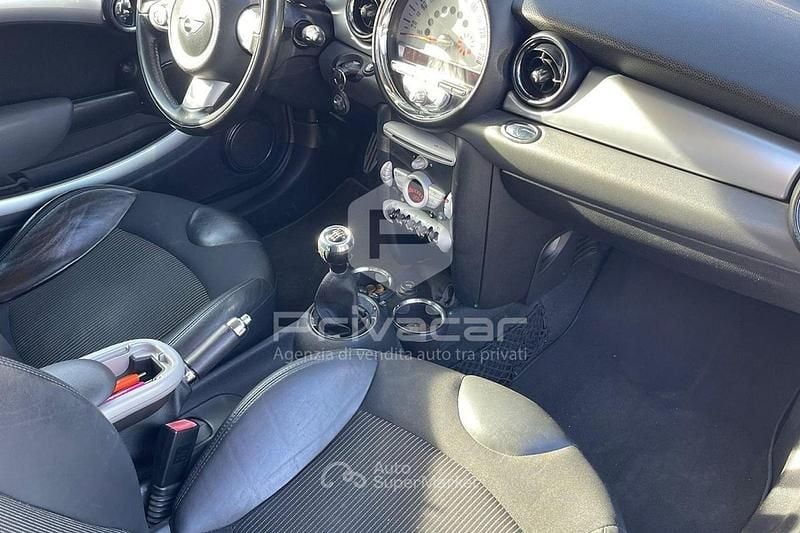 Usata Mini Cooper S 184 CV (135 kW) 2010 Gray Utilitaria