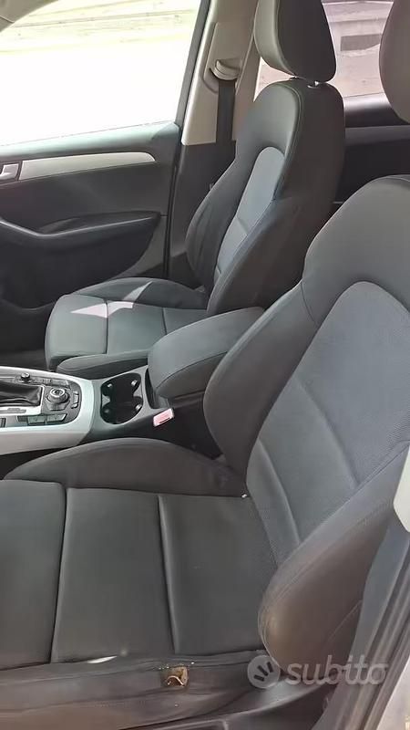 Usata Audi Q5 170 CV (125 kW) 2010 Grigio SUV