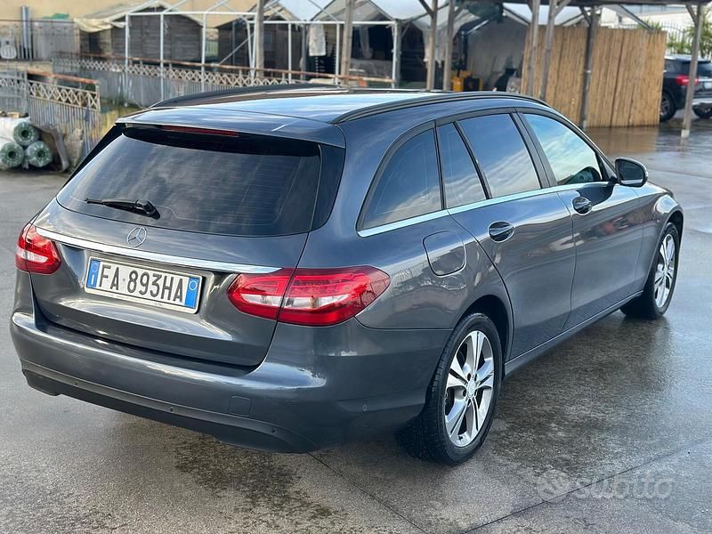 Usata Mercedes C200 Executive 136 CV (100 kW) 2015 Grigio Station wagon