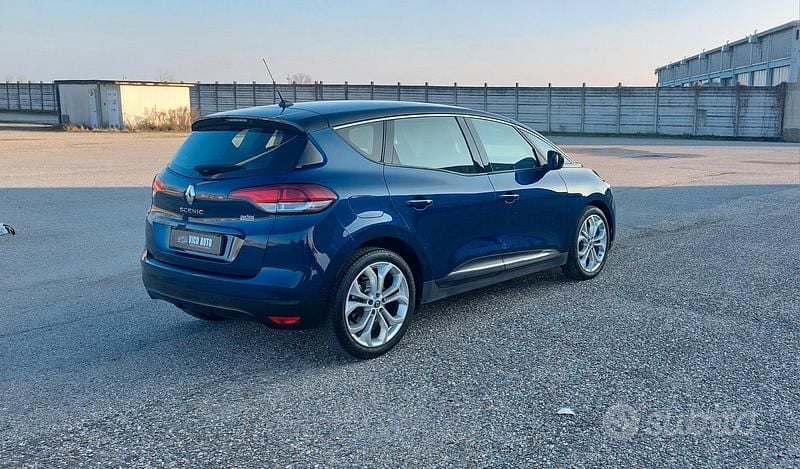 Usata Renault Scénic IV 110 CV (80 kW) 2018 Blu Monovolume