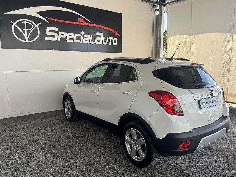 Usata Opel Mokka Cosmo 130 CV (95 kW) 2013 Bianco SUV