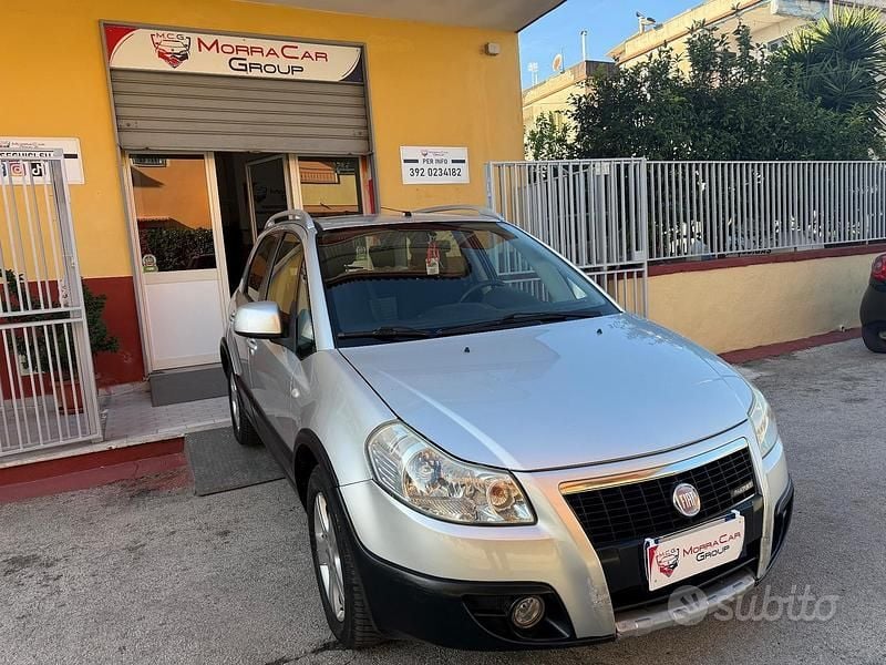 Usata Fiat Sedici Emotion 120 CV (88 kW) 2009 Grigio SUV