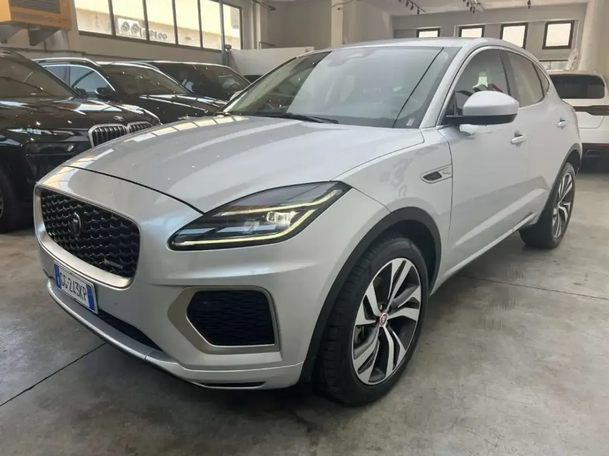 Usata Jaguar E-Pace R-Dynamic 200 CV (147 kW) 2021 Argento SUV