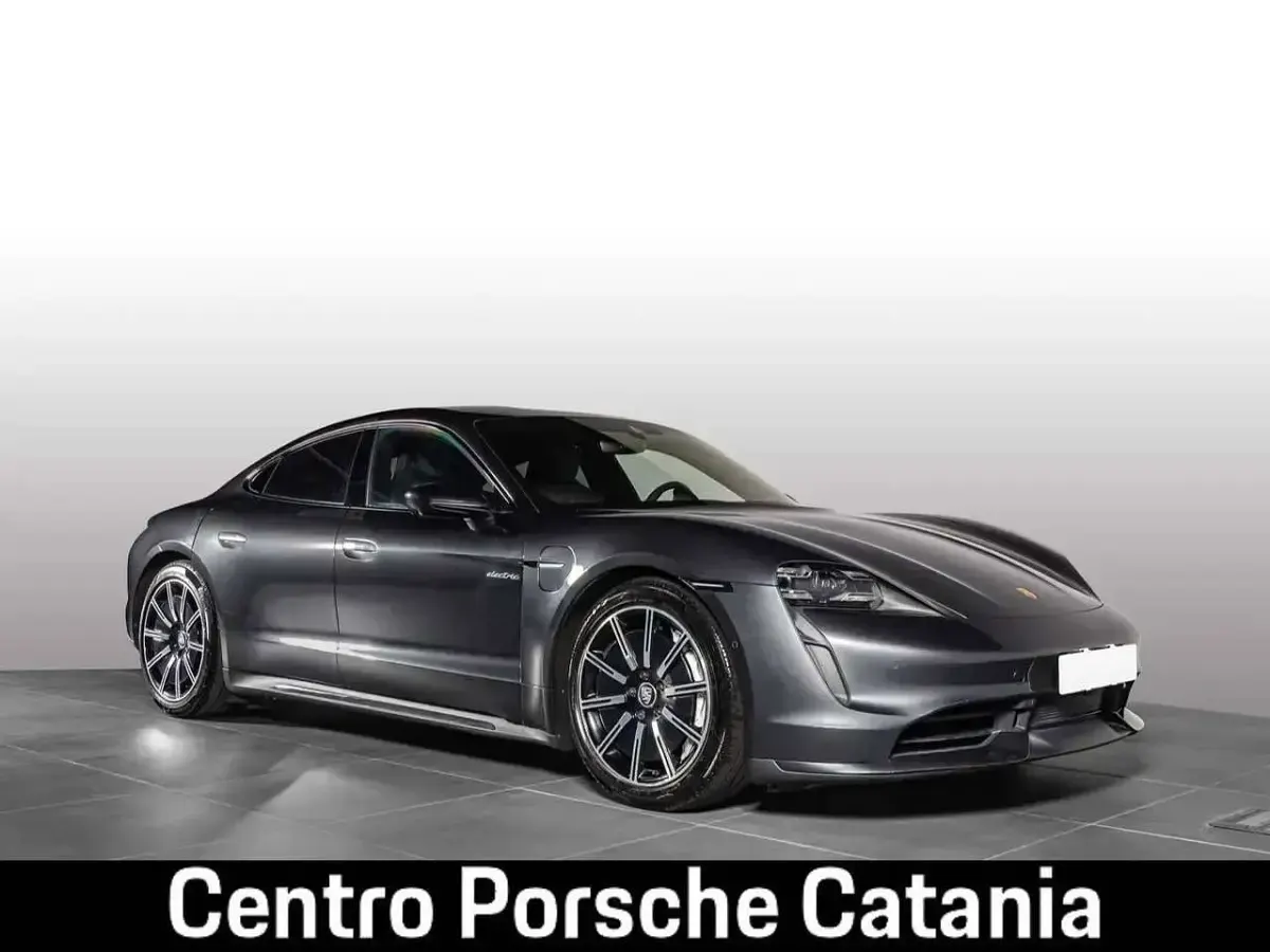Usata Porsche Taycan Turbo 141 kW (193 CV) 2020 Other Berlina
