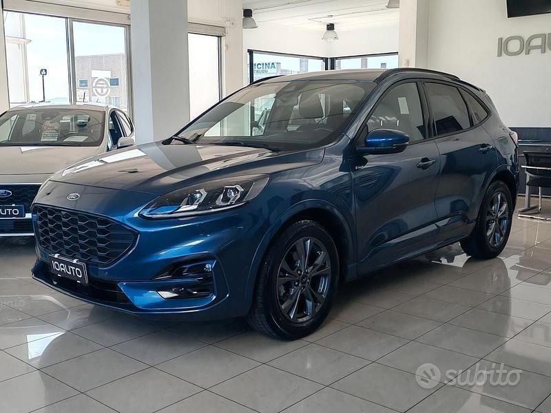 Usata Ford Kuga ST-Line 120 CV (88 kW) 2023 Blu SUV