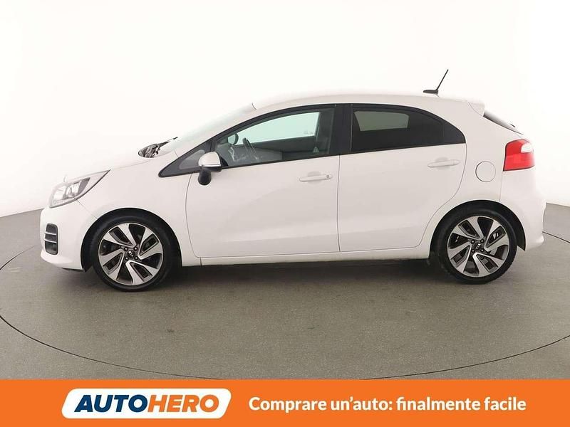 Usata Kia Rio 90 CV (66 kW) 2015 Bianco Berlina