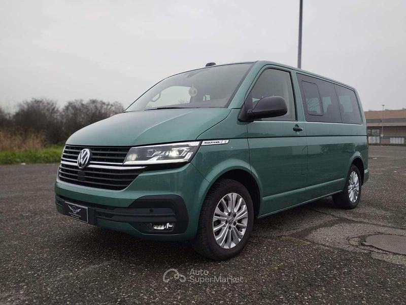 Verde Usata 2020 VW Multivan Furgone | 41.200 € (Ottimo prezzo) - Immagine 1/4