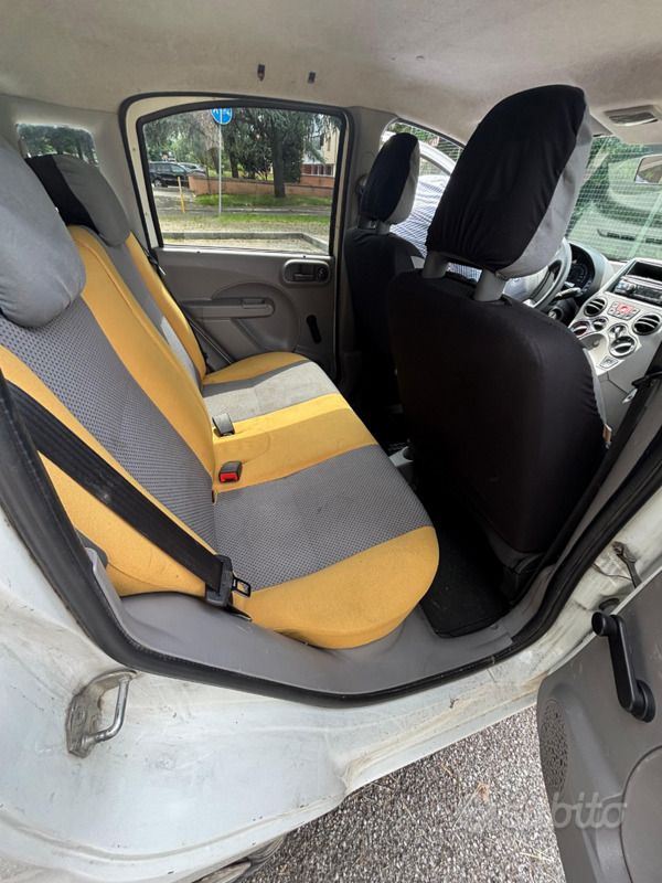 Usata 2006 Fiat Panda Due volumi | 1600 € (Super prezzo) - Immagine 1/4