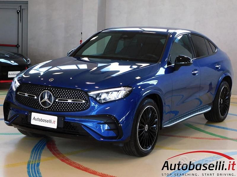 Usata Mercedes GLC220 AMG line 197 CV (144 kW) 2024 Blu Coupé