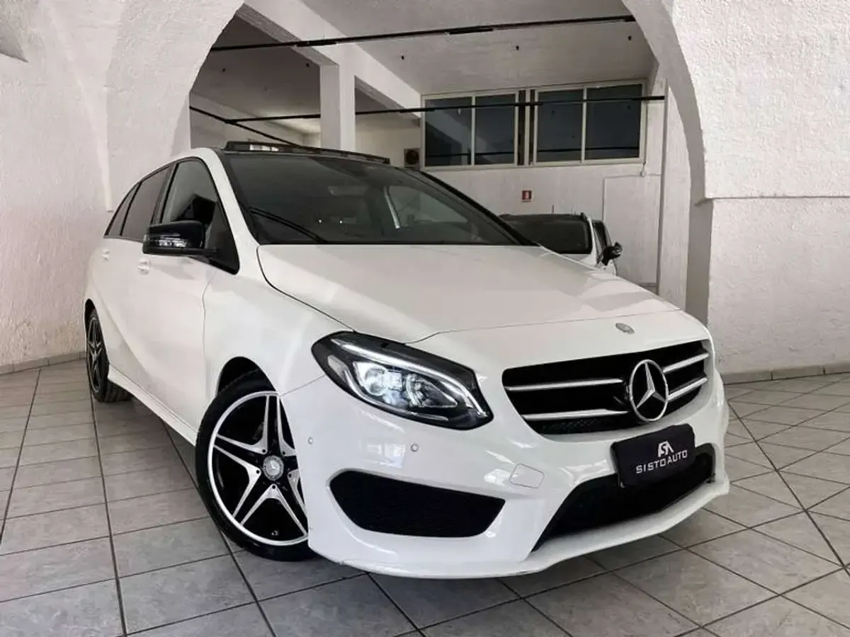 Usata Mercedes B200 Premium 136 CV (100 kW) 2015 Bianco Utilitaria