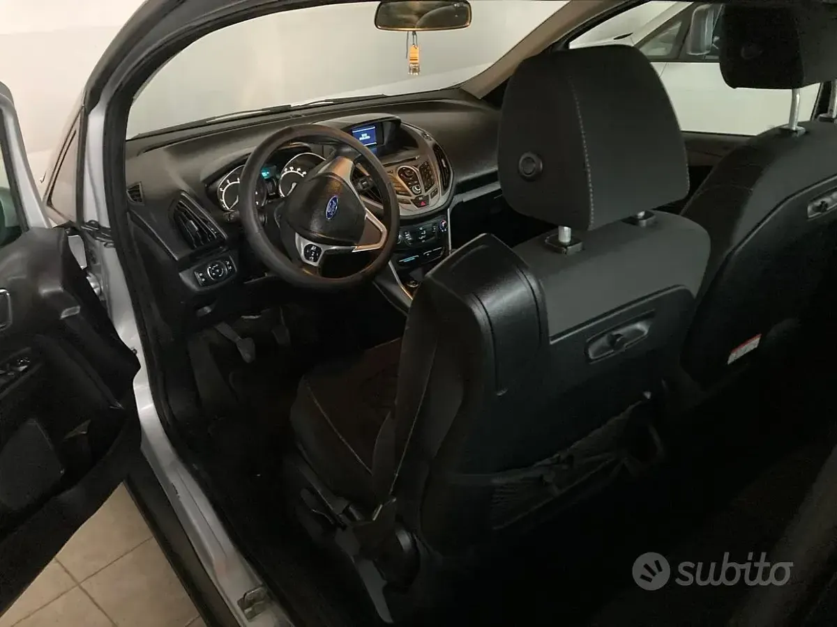 Usata Ford B-MAX 100 CV (73 kW) 2013 Grigio Monovolume
