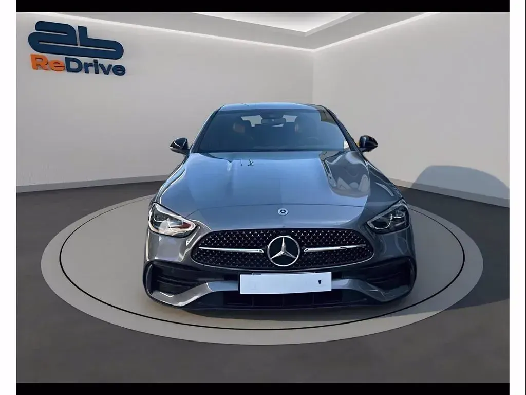 Usata Mercedes C220 AMG Line Premium 200 CV (147 kW) 2025 Grigio manatthan metalizzato Berlina