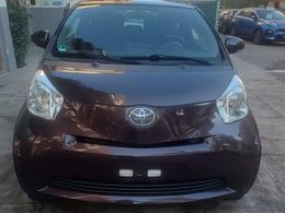 Toyota iQ