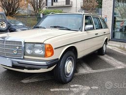 Mercedes 230