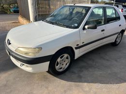 Peugeot 306