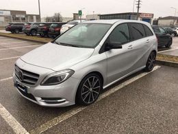 Mercedes B200