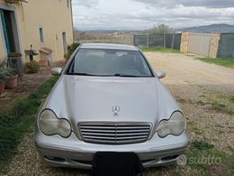 Mercedes C200