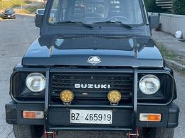 Suzuki Samurai