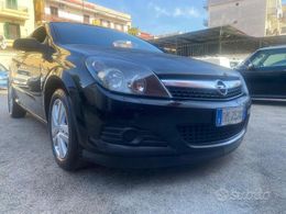 Opel Astra GTC