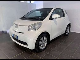 Toyota iQ